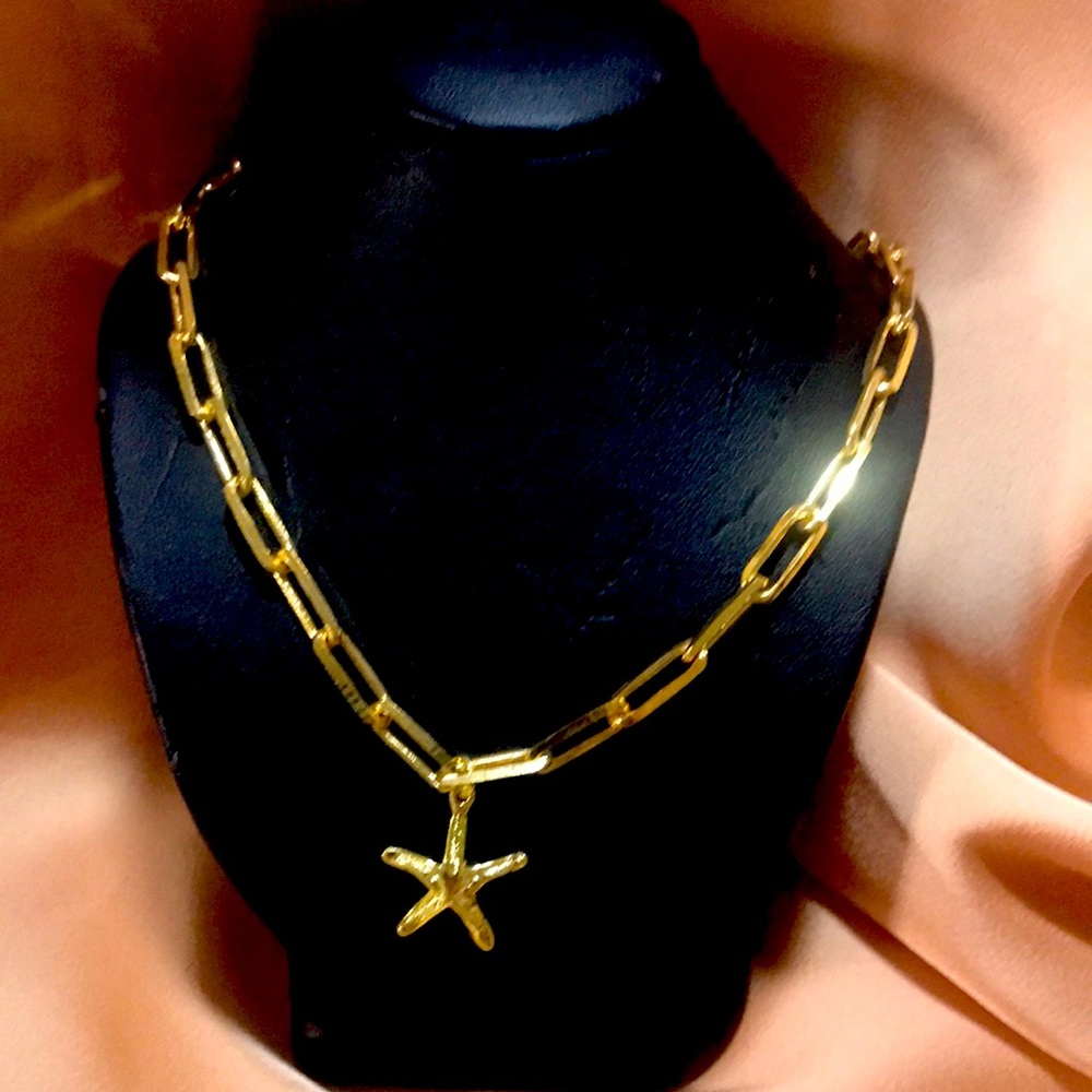 Mayamar gold plated necklace with starfish. 18 inches with 3 inch extender chain